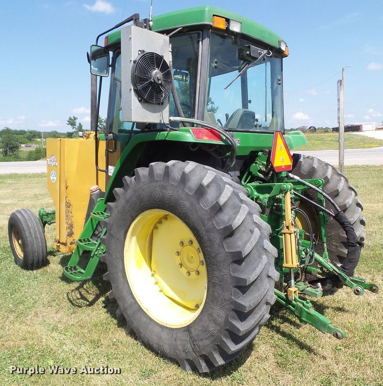 image for item DF0849 2000 John Deere 7210  tractor