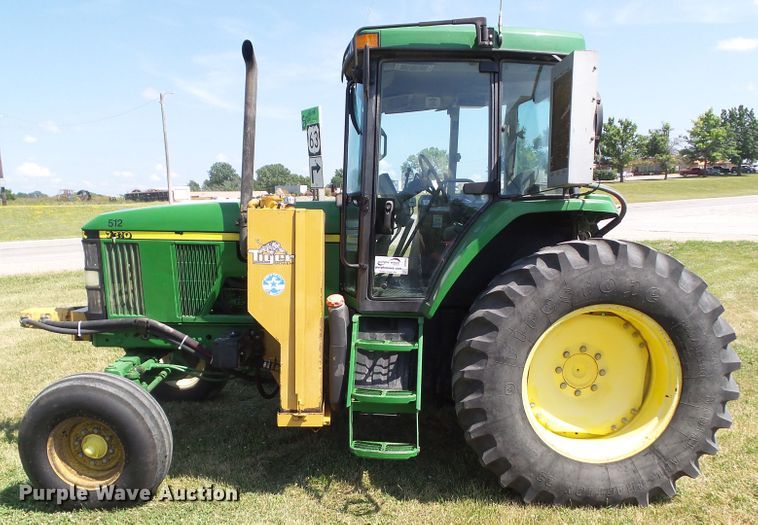 image for item DF0849 2000 John Deere 7210  tractor