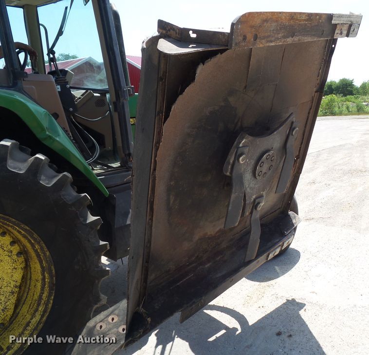 image for item DF0849 2000 John Deere 7210  tractor