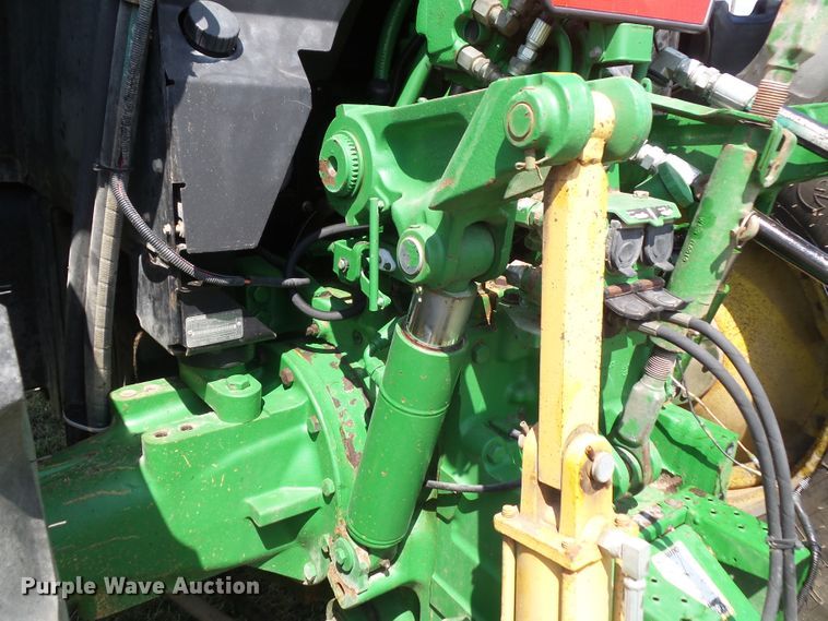 image for item DF0849 2000 John Deere 7210  tractor