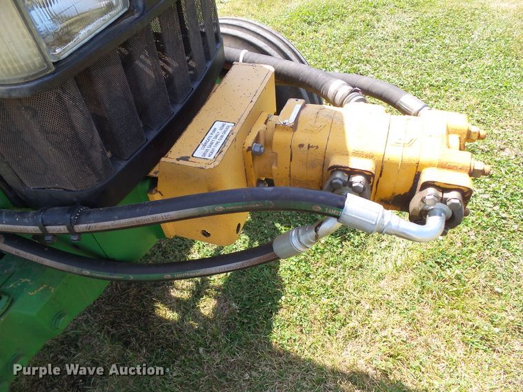 image for item DF0849 2000 John Deere 7210  tractor