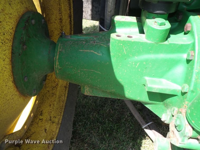 image for item DF0849 2000 John Deere 7210  tractor