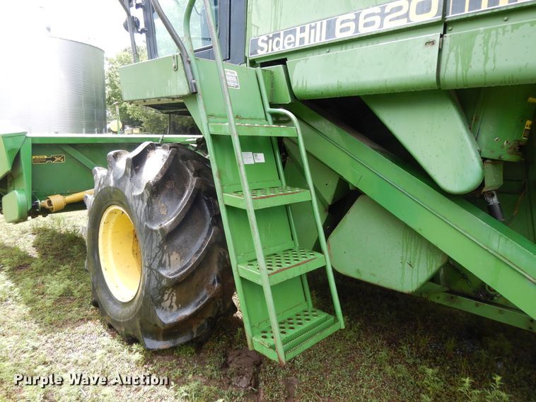 image for item DF5175 1981 John Deere SideHill 6620 combine