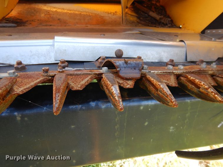 image for item DF5209 2011 New Holland 740CF30 flex head