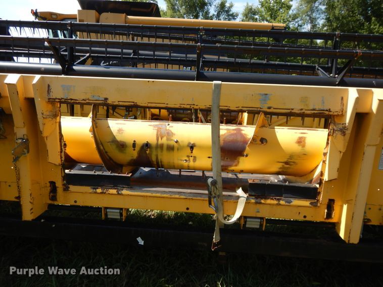 image for item DF5209 2011 New Holland 740CF30 flex head