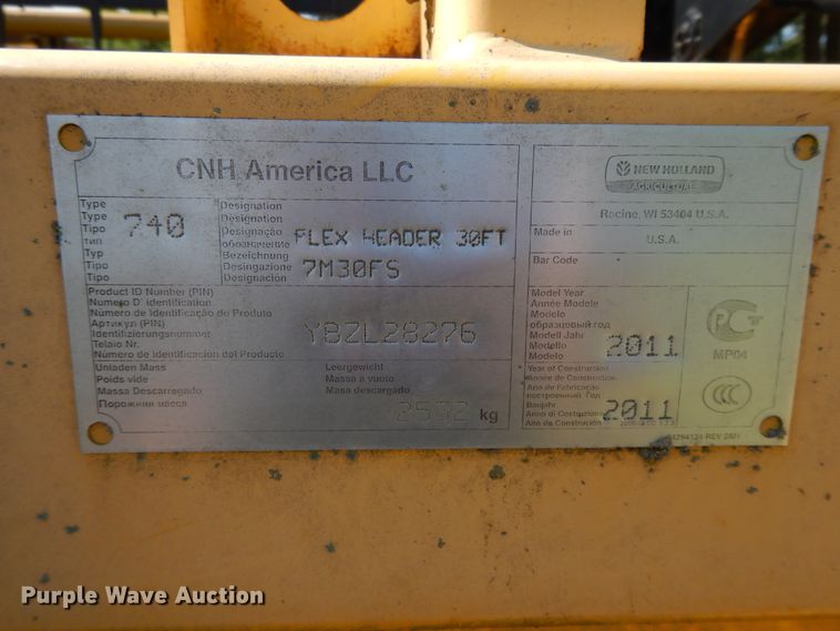 image for item DF5209 2011 New Holland 740CF30 flex head