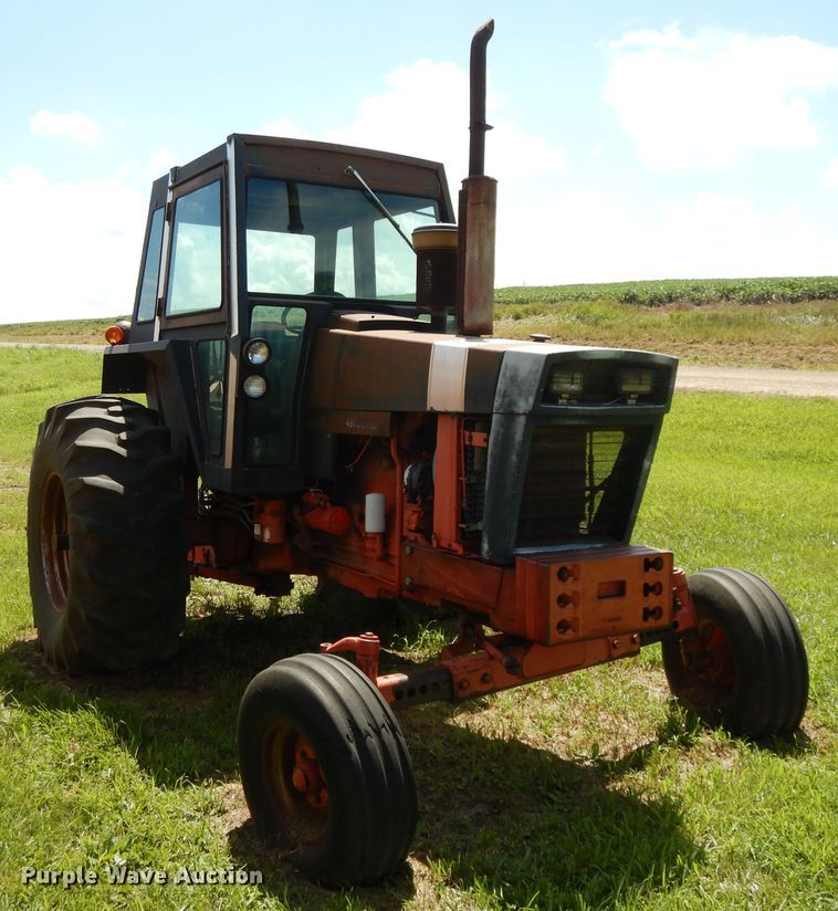 image for item DF5212 1971 Case 1070  tractor