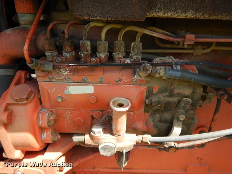 image for item DF5212 1971 Case 1070  tractor