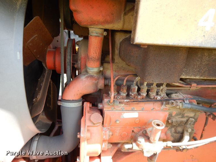 image for item DF5212 1971 Case 1070  tractor