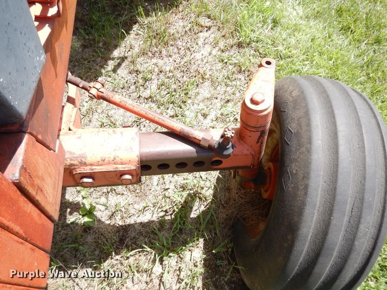 image for item DF5212 1971 Case 1070  tractor