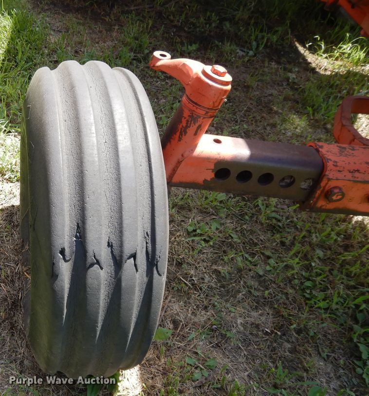 image for item DF5212 1971 Case 1070  tractor