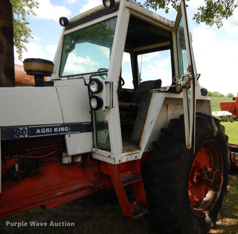 image for item DF5214 1976 Case 1070  tractor