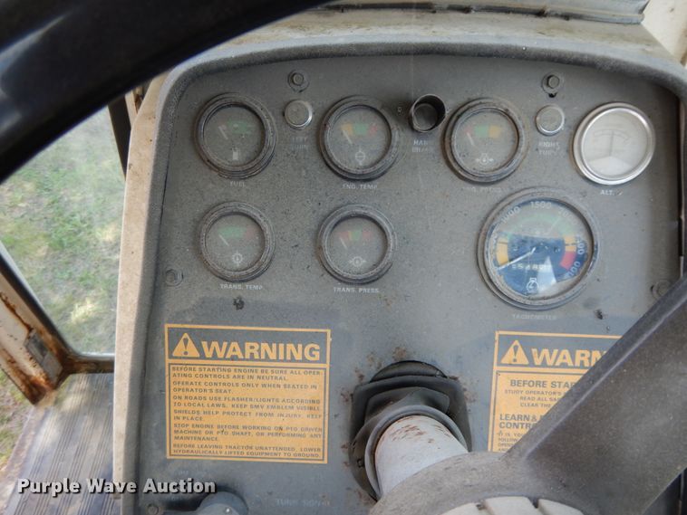 image for item DF5214 1976 Case 1070  tractor