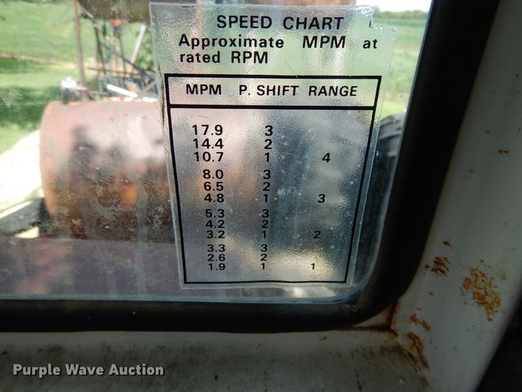 image for item DF5214 1976 Case 1070  tractor