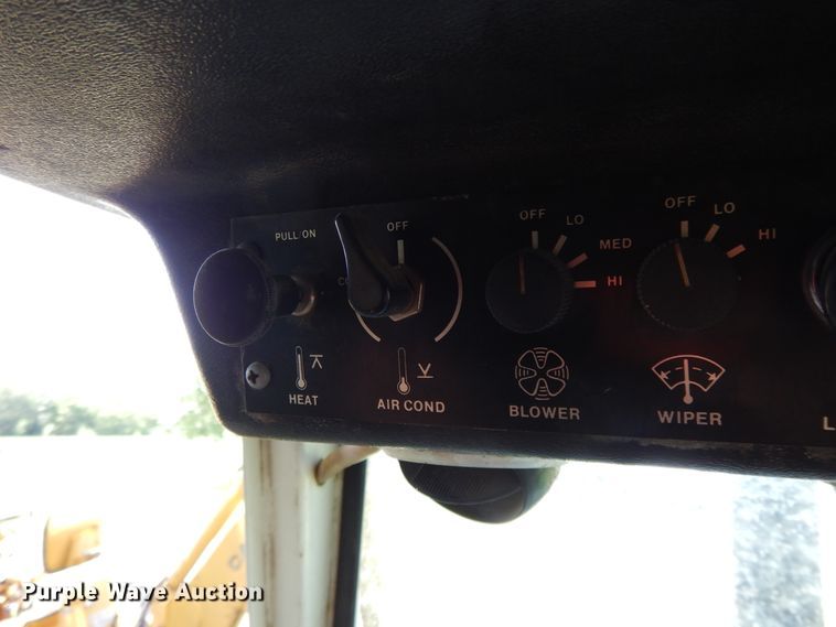 image for item DF5214 1976 Case 1070  tractor