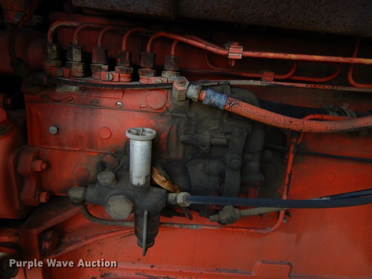 image for item DF5214 1976 Case 1070  tractor