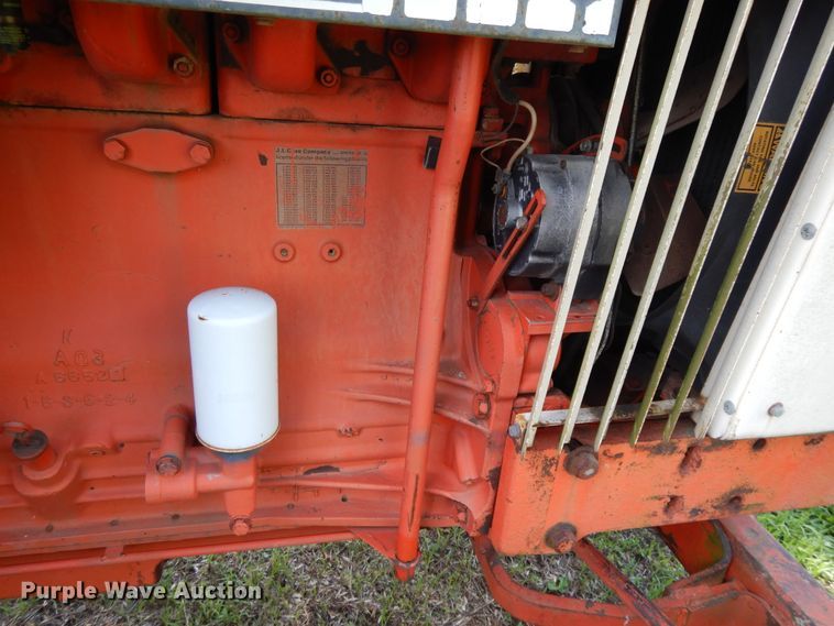 image for item DF5214 1976 Case 1070  tractor