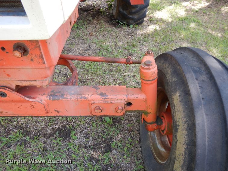 image for item DF5214 1976 Case 1070  tractor