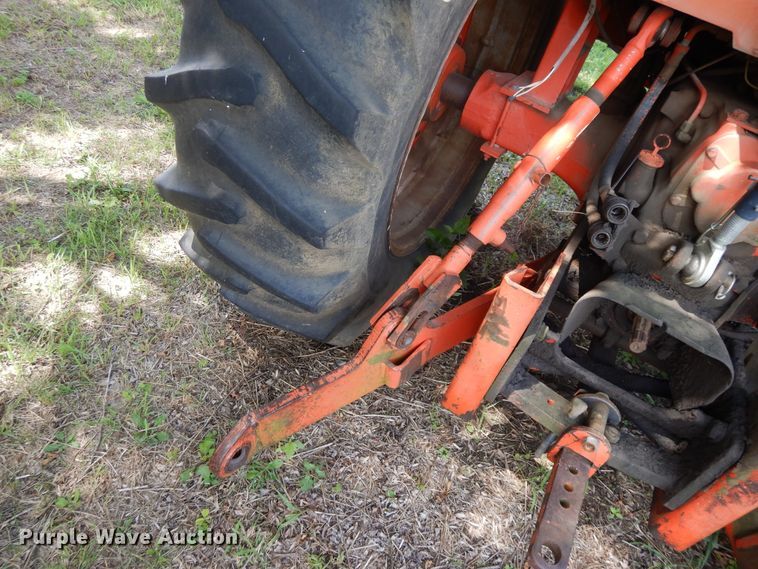 image for item DF5214 1976 Case 1070  tractor