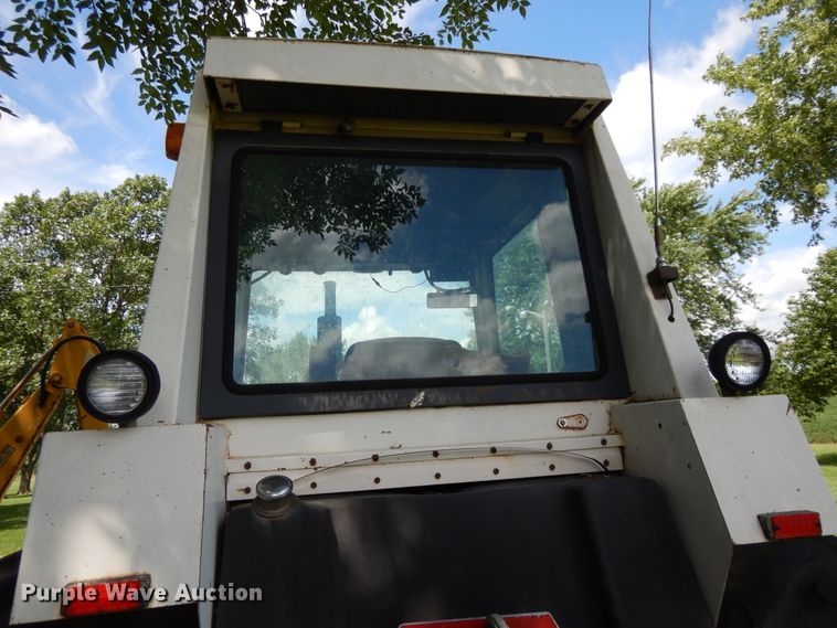 image for item DF5214 1976 Case 1070  tractor