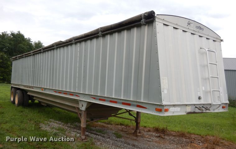 image for item DF5240 1996 Jet double hopper bottom grain trailer