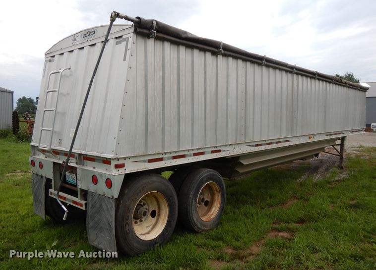 image for item DF5240 1996 Jet double hopper bottom grain trailer