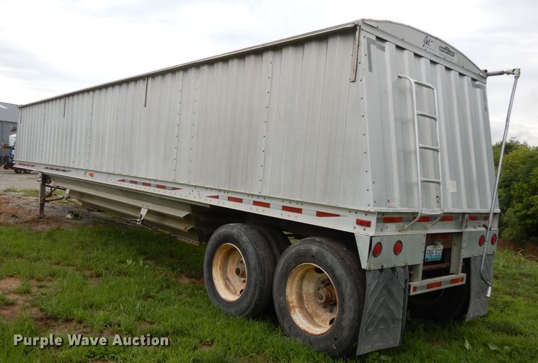 image for item DF5240 1996 Jet double hopper bottom grain trailer