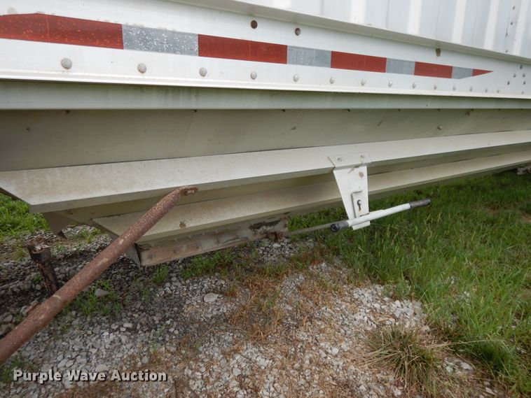 image for item DF5240 1996 Jet double hopper bottom grain trailer