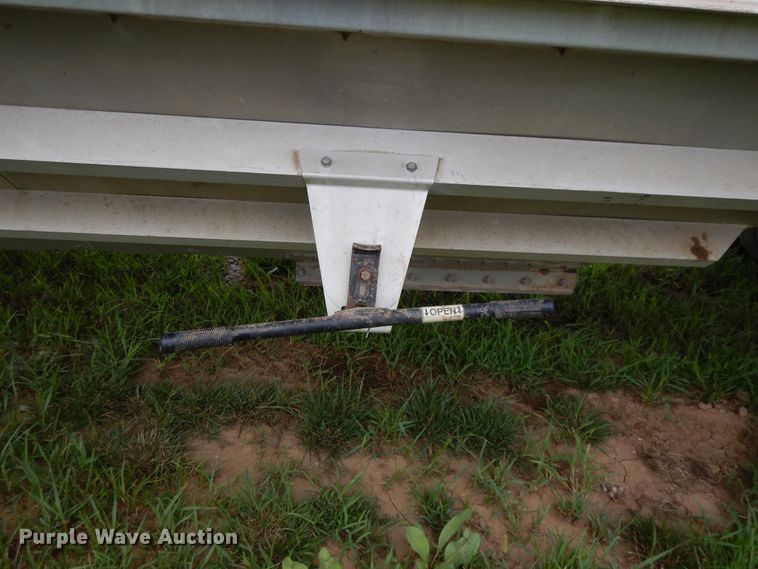 image for item DF5240 1996 Jet double hopper bottom grain trailer