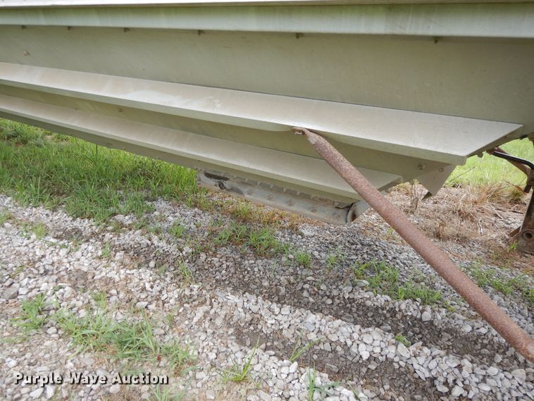 image for item DF5240 1996 Jet double hopper bottom grain trailer