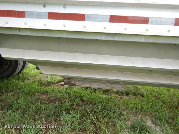 image for item DF5240 1996 Jet double hopper bottom grain trailer