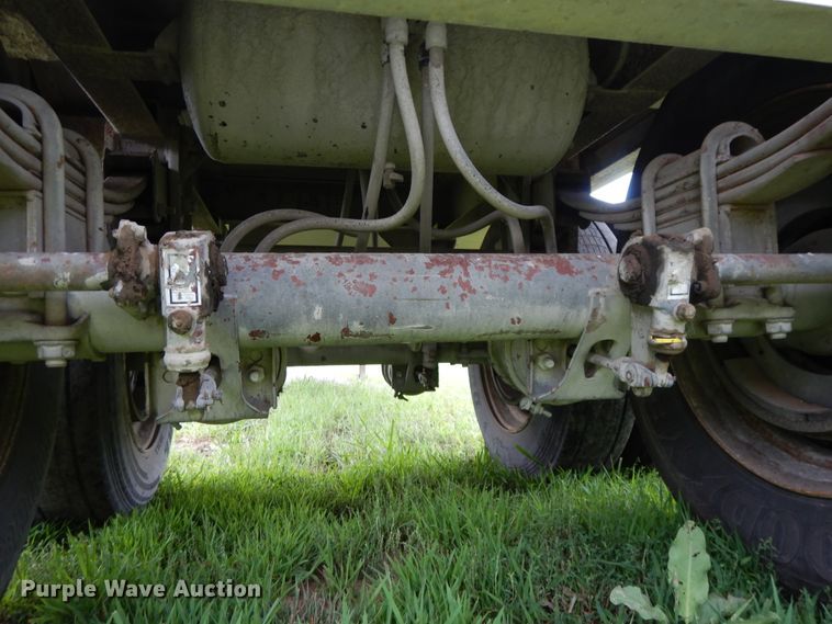 image for item DF5240 1996 Jet double hopper bottom grain trailer