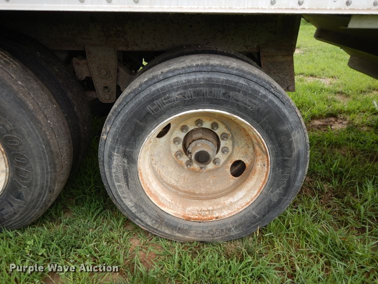 image for item DF5240 1996 Jet double hopper bottom grain trailer