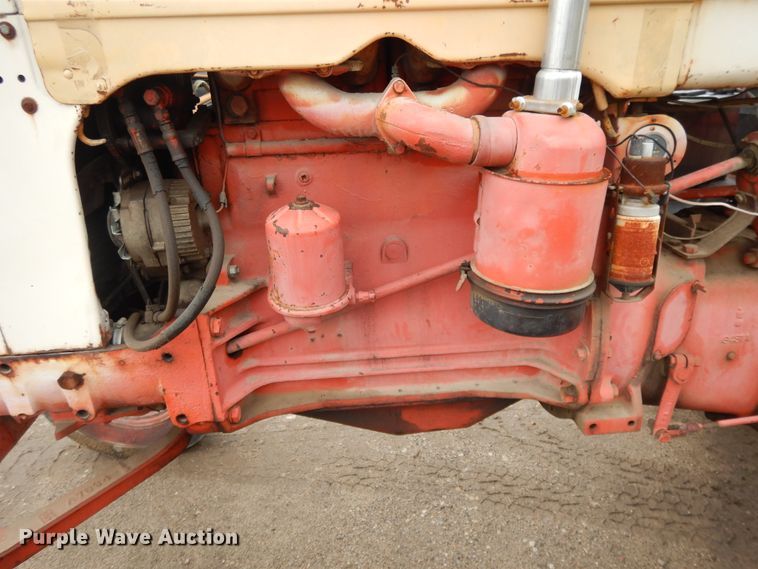 image for item DF5246 1955 Case 401  tractor