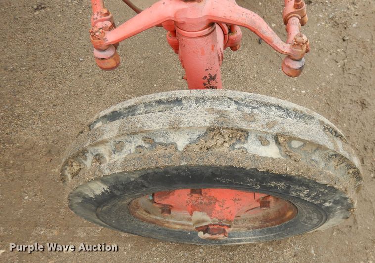 image for item DF5246 1955 Case 401  tractor