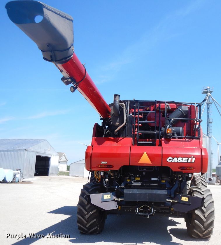 image for item DF5388 2016 Case IH 7240 AFS combine
