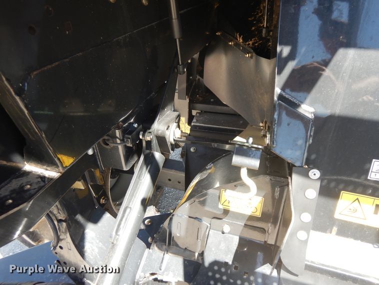 image for item DF5388 2016 Case IH 7240 AFS combine