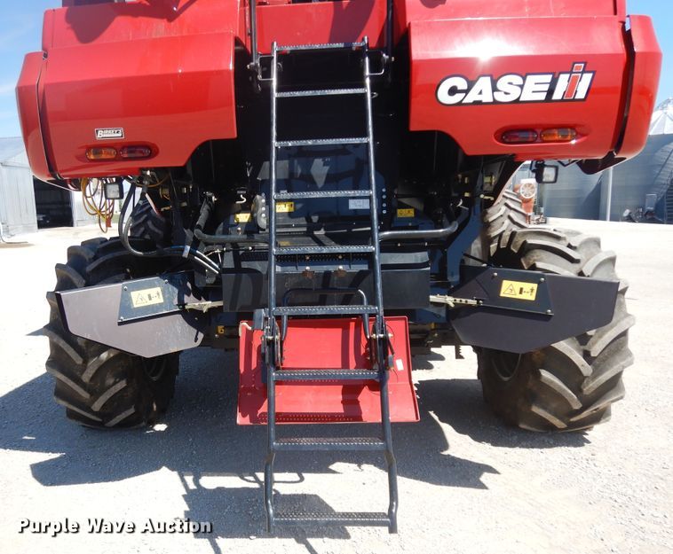image for item DF5388 2016 Case IH 7240 AFS combine