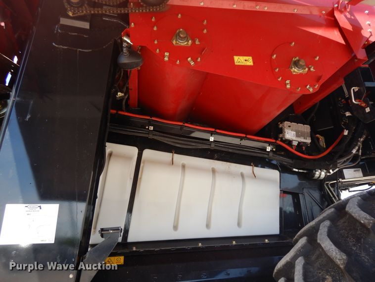 image for item DF5388 2016 Case IH 7240 AFS combine