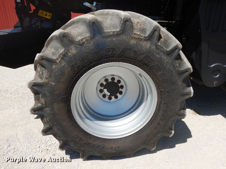 image for item DF5388 2016 Case IH 7240 AFS combine