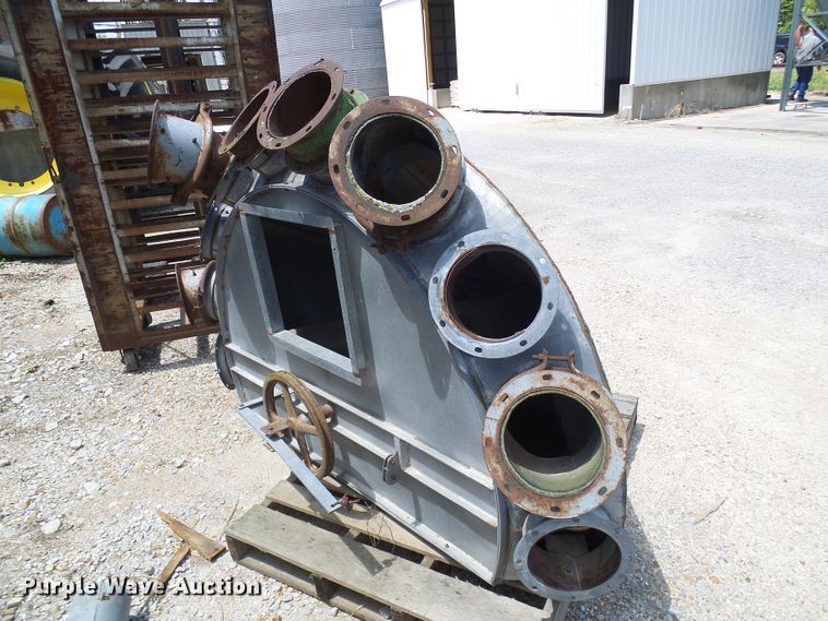 image for item DG1991 Creamer Mfg. 10 hole cone distributor