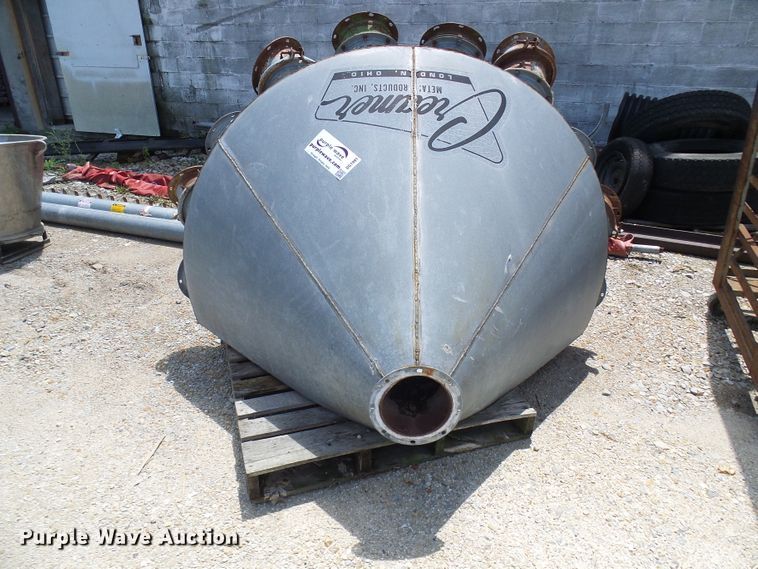 image for item DG1991 Creamer Mfg. 10 hole cone distributor