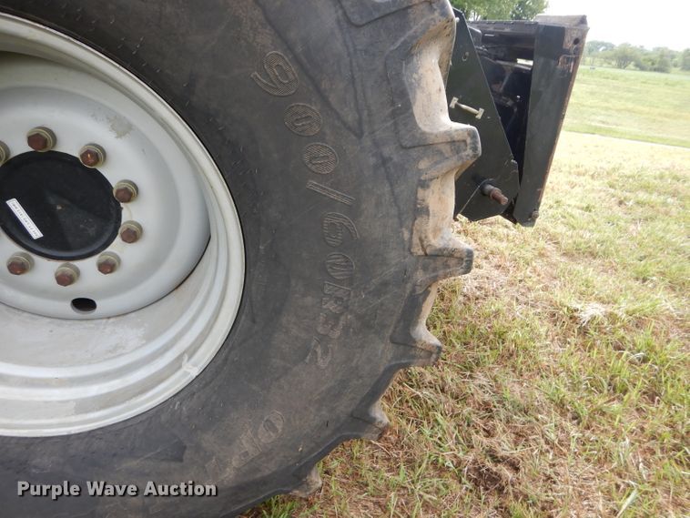 image for item DH4482 2004 Challenger 670 RWA combine