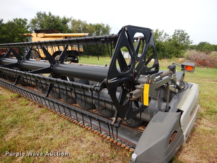 image for item DH4483 2009 AGCO 8200-30 flex head