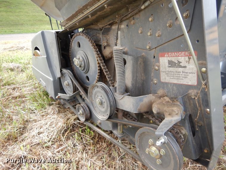 image for item DH4483 2009 AGCO 8200-30 flex head