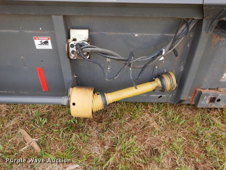 image for item DH4483 2009 AGCO 8200-30 flex head