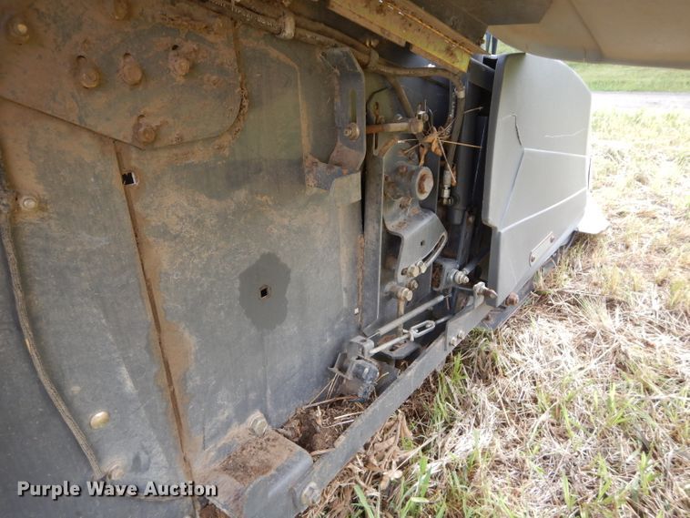 image for item DH4483 2009 AGCO 8200-30 flex head