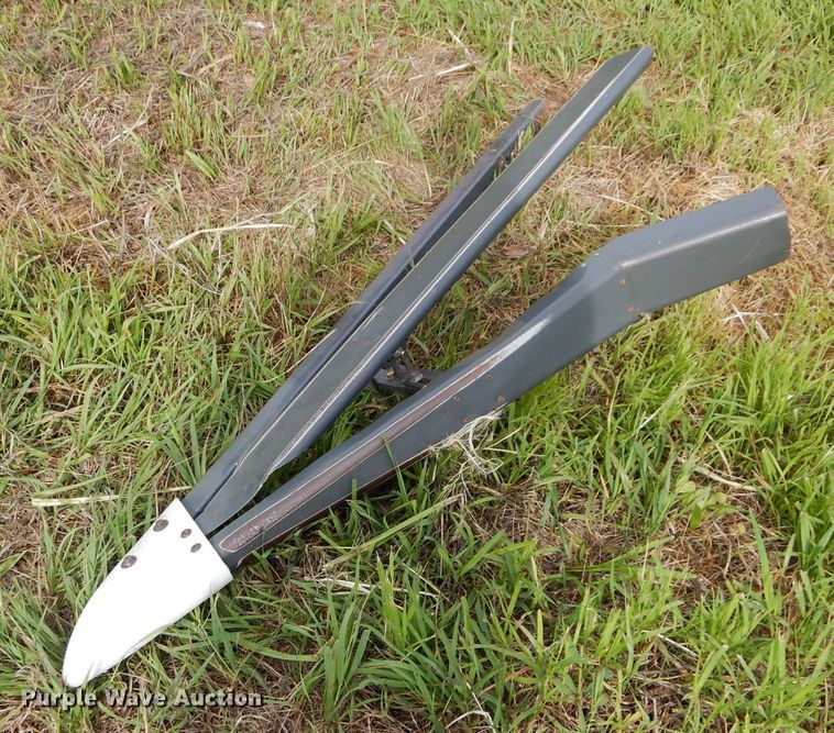 image for item DH4483 2009 AGCO 8200-30 flex head