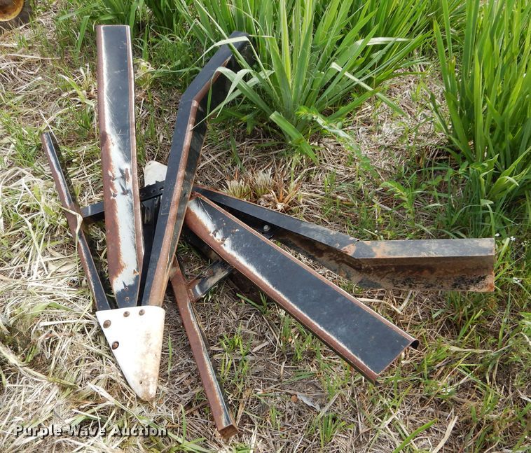 image for item DH4483 2009 AGCO 8200-30 flex head