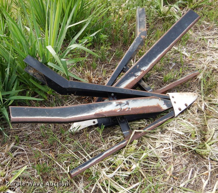 image for item DH4483 2009 AGCO 8200-30 flex head